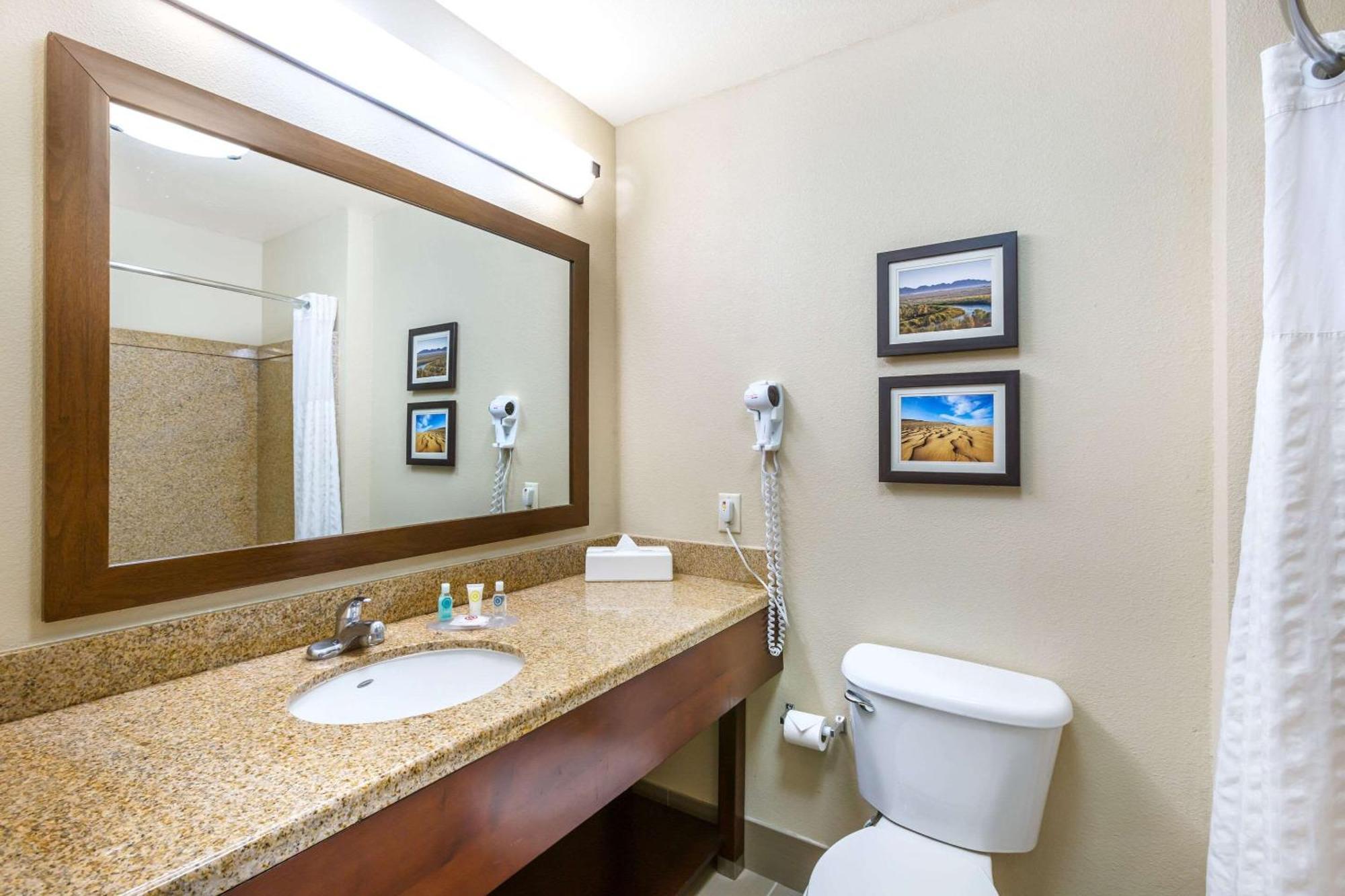 Comfort Inn And Suites Yuma I-8 Ngoại thất bức ảnh