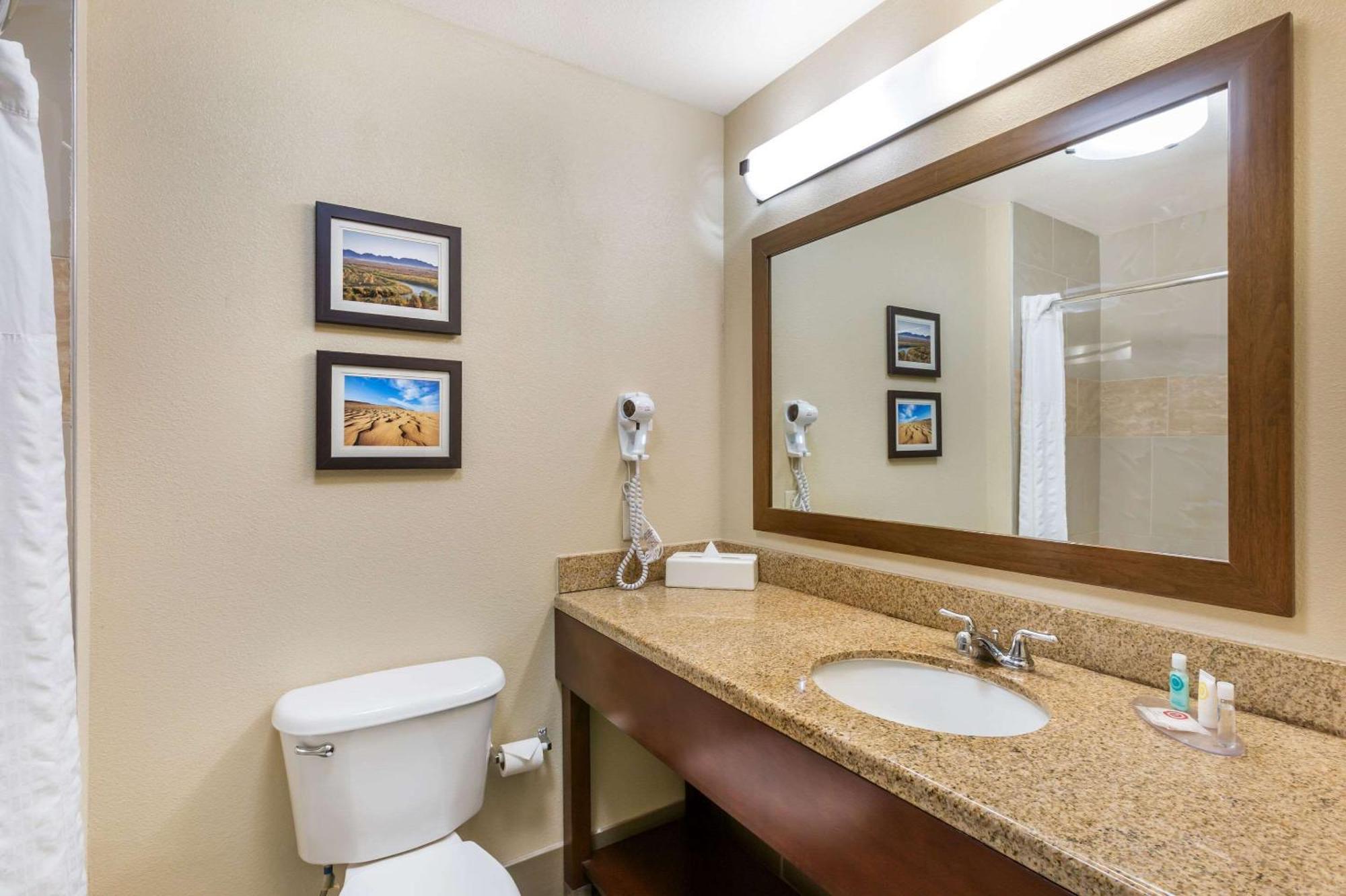 Comfort Inn And Suites Yuma I-8 Ngoại thất bức ảnh
